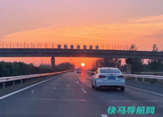 新车拉车得跑公里？新车在一个月内最忌讳什么